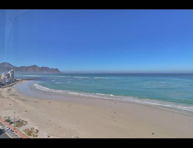 4 BEDROOM APARTMENT FOR SALE IN STRAND NORTH
